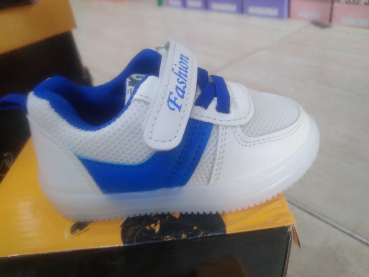 بوط / شوز بيبي – "خطوة أولى بثبات وأناقة" Baby Boots/Shoes – “Stylish First Steps with Comfort”