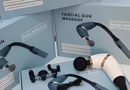 جهاز المساج الاحترافي فائق القوة Ultra-Power Professional Massage Gun