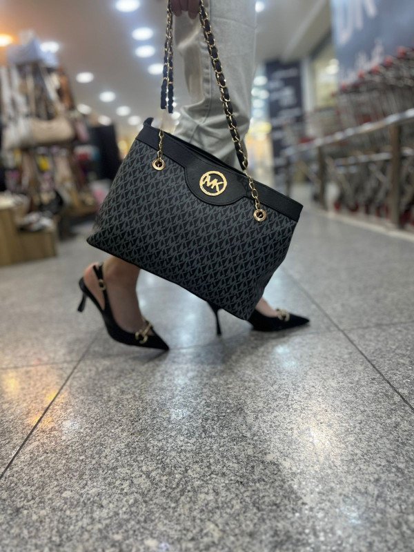 Michael Kors – شنطة يد فاخرة أنيقة