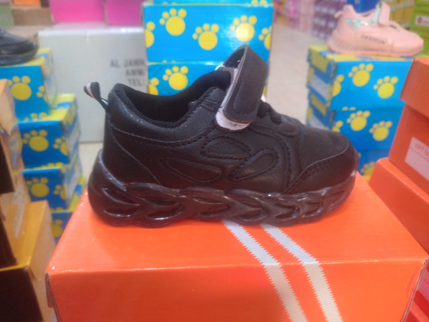 بوط بيبي ولادي وبناتي – "خطوة أولى بأناقة وراحة" Baby Boots (Boys & Girls) – “Stylish First Steps with Comfort”