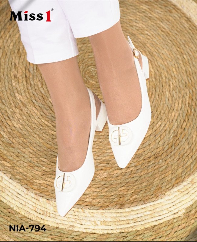 هيلز نسائي بكعب قصير بسيط – Women’s Simple Low-Heel Pumps