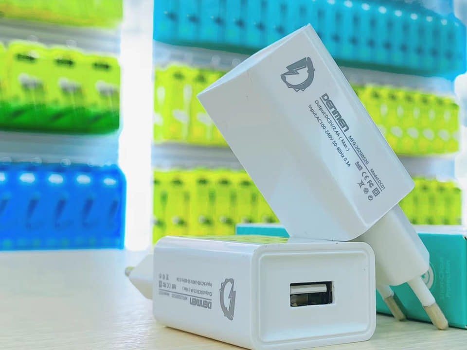 عظمة شاحن أصلية - شحن سريع | Original Charging Adapter – Fast Charging
