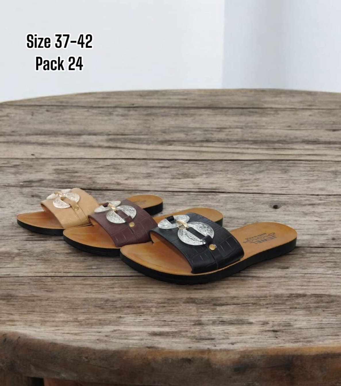 سليبر ستاتي مميز – "تصميم عصري وراحة لا تُقاوم" Stylish Women’s Slippers – “Modern Design, Unmatched Comfort”