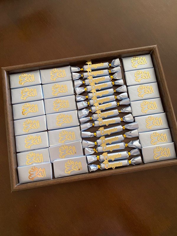 Lilium Chocolate بكج التخرج من اجود أنواع الشوكولاته البلجيكية شوكولاته بالحليب بمذاق و شكل مميز