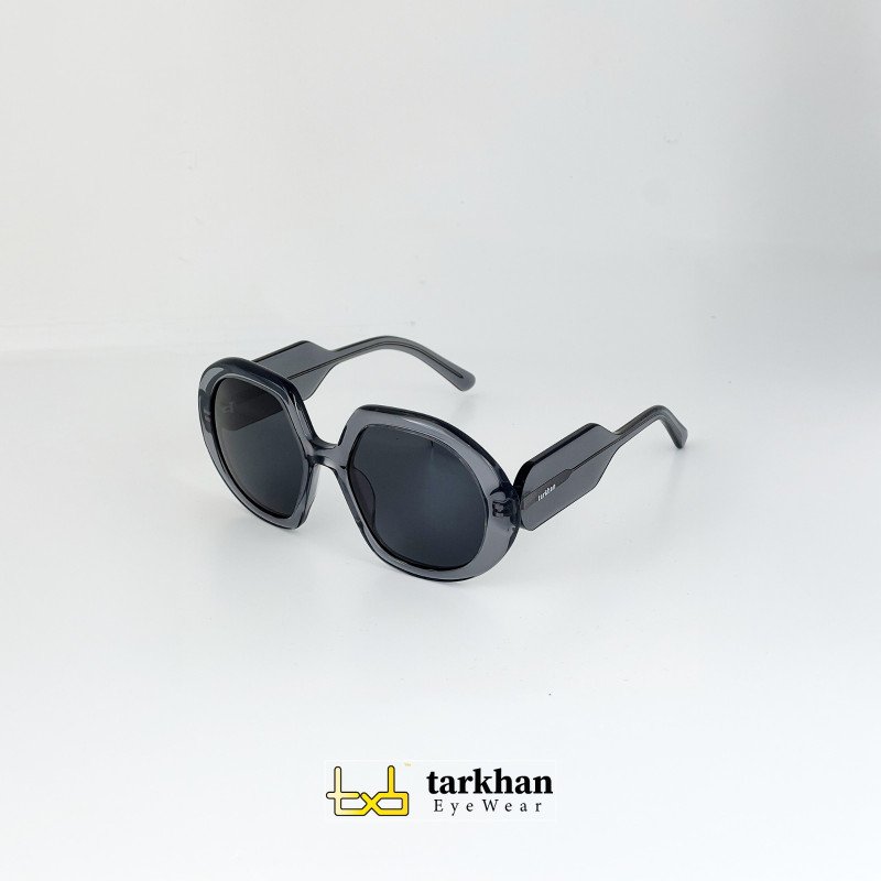 نظارة شمسية دائرية بإطار أسود لامع وعدسات داكنة إنجليزي: Glossy Black Round Frame Sunglasses with Dark Lenses