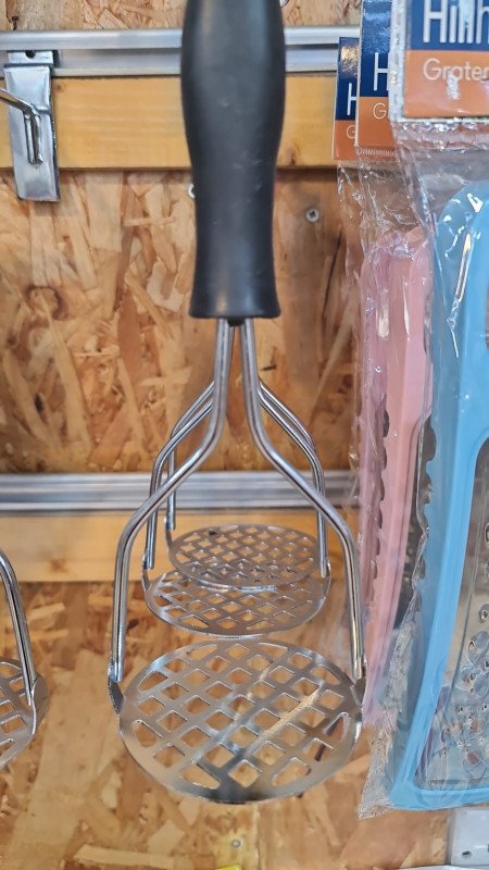 طحانة يدوية Manual Grinder
