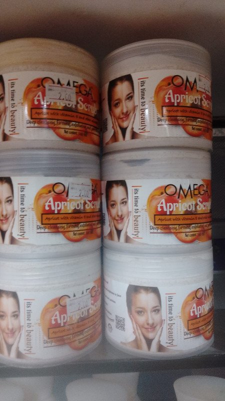 سكراب بالمشمش 340 مل – Apricot Scrub 340ml