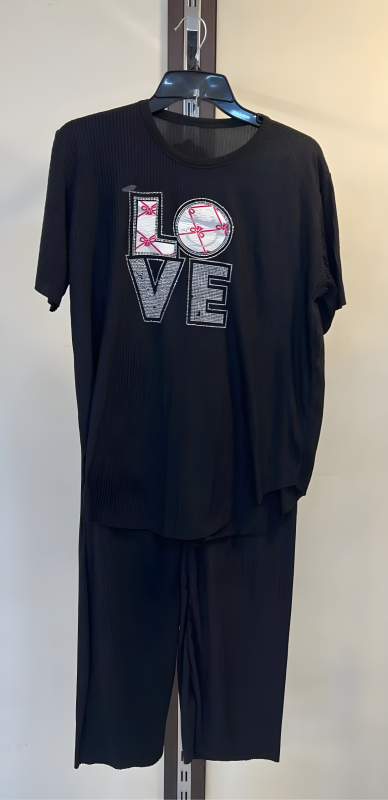 طقم ستاتي نقشة LOVE(فري سايز)